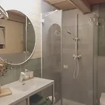 Dom To Za Malo! Caloroczny Dom Z Prywatnym Jacuzzi بيت للعطل *