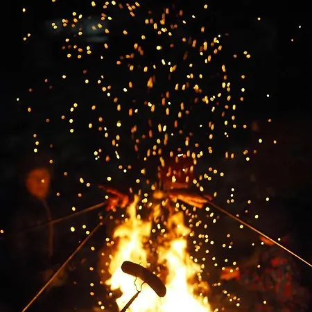 Dom To Za Malo! Caloroczny Dom Z Prywatnym Jacuzzi Hébergement de vacances *