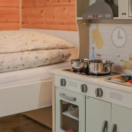 Prázdninový dům Dom To Za Malo! Caloroczny Dom Z Prywatnym Jacuzzi *