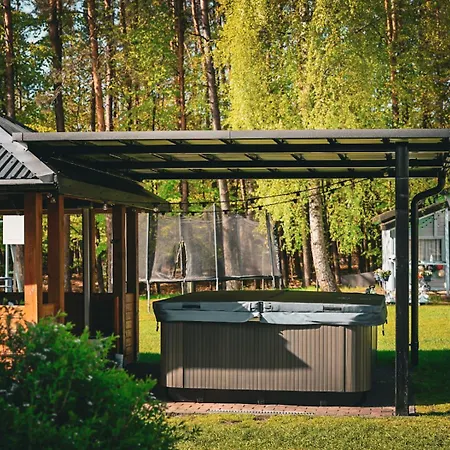 Dom To Za Malo ! Jacuzzi Boiska Plac Zabaw Ognisko Borzestowo