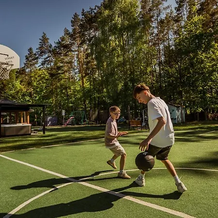 Hébergement de vacances Dom To Za Malo! Caloroczny Dom Z Prywatnym Jacuzzi Borzestowo