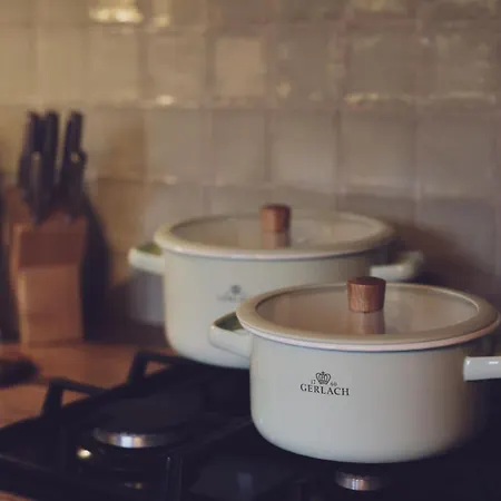 Dom To Za Malo! Caloroczny Dom Z Prywatnym Jacuzzi Hébergement de vacances *