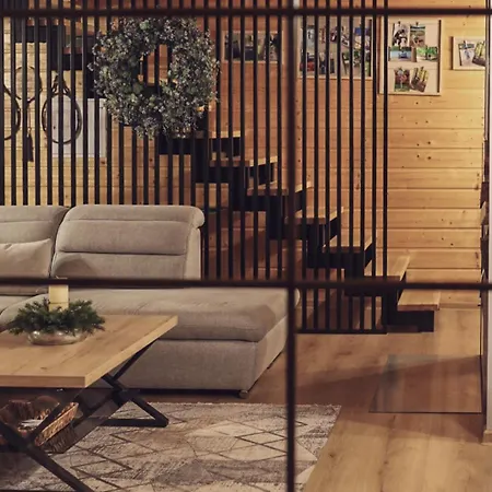 Hébergement de vacances Dom To Za Malo! Caloroczny Dom Z Prywatnym Jacuzzi *