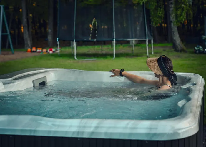 Dom To Za Malo! Caloroczny Dom Z Prywatnym Jacuzzi 度假居 Borzestowo