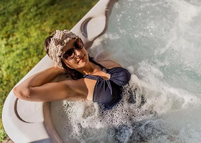 度假居 Dom To Za Malo! Caloroczny Dom Z Prywatnym Jacuzzi *